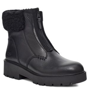 UGG Women's CZERIESA Boots, Black Leather, 9.5 New